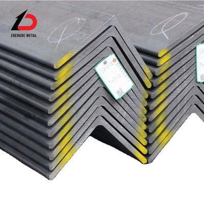 75X75X8mm 70X70X4 60X60 45X45X5 Voorgegalvaniseerd gelijkhoekstaal Gesweisd 1,0mm 2,0mm Hoek IJzer Support Punch Hole Steel Hoek