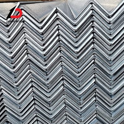 ASTM A36 A572 A992 S235jr/J0/J2 S355jr/J0/J2 Bewerkbaarheid Hoekstaalstaaf voor de installatie van structurele steunsystemen