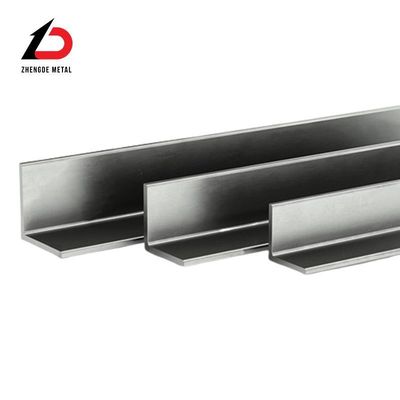 Gegalvaniseerde A516 A514 A572 A588 A285 Iron Steel Angel 4X4 A36 Ss400 Carbon Steel Angle Bar Volgens klantvereisten