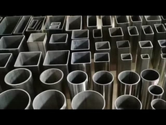 ASTM 201 roestvrijstalen buis 304 316 309S 310S 430 Spiegel gepolijst naadloos gelast